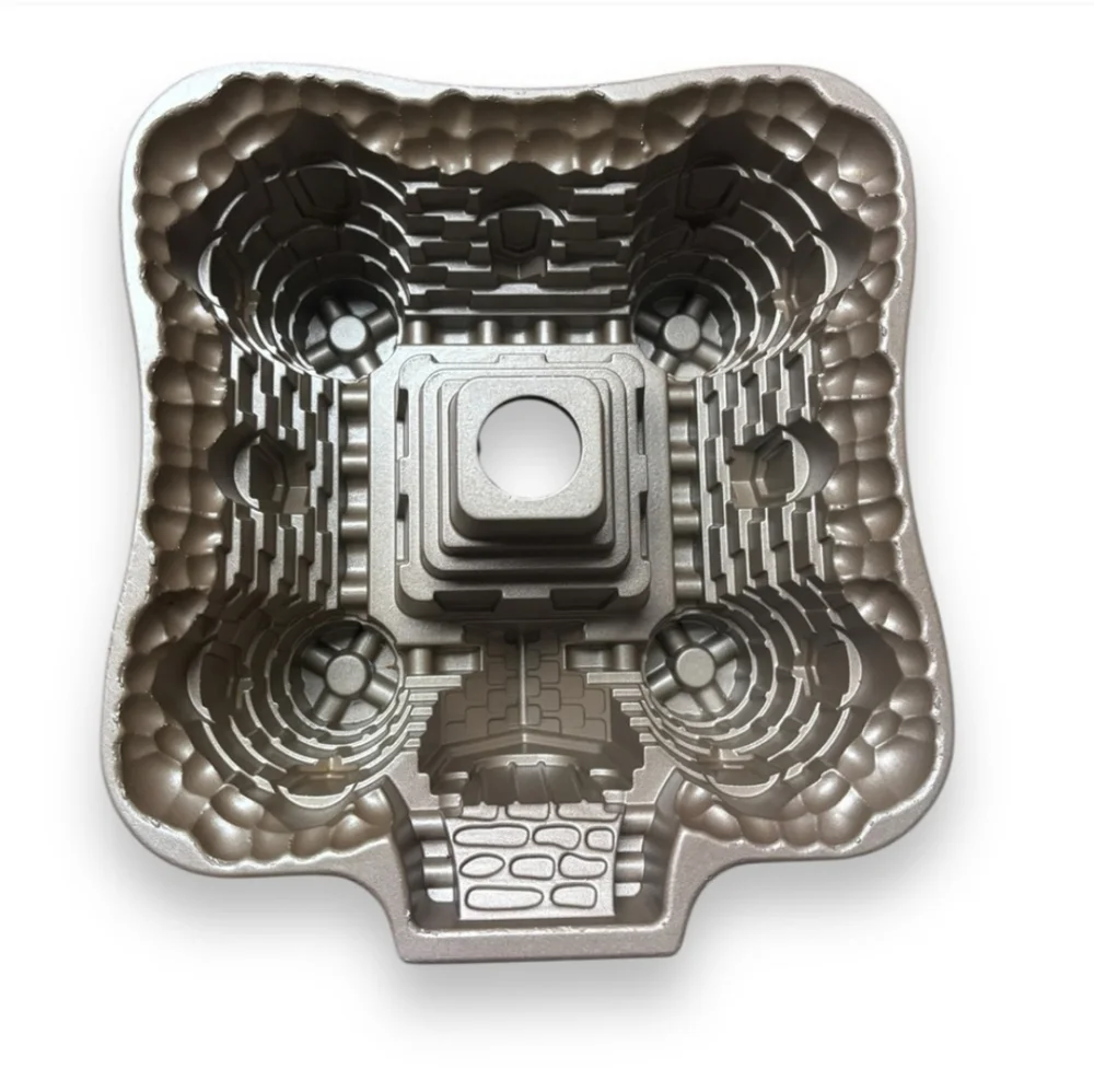 NORDIC WARE Cast Aluminum Castle Bundt Pan 10 Cup Capacity